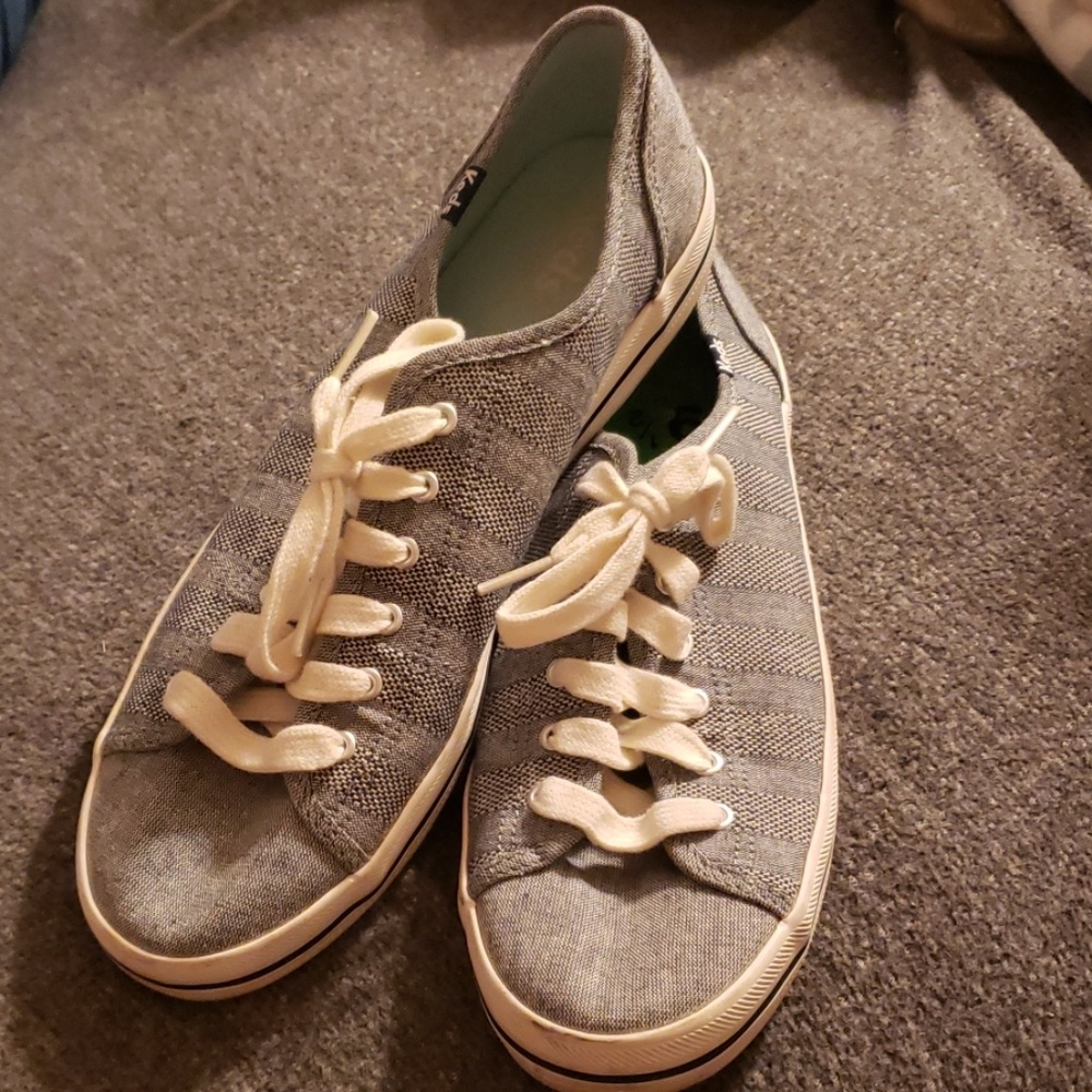 Keds size 9.5 blue striped